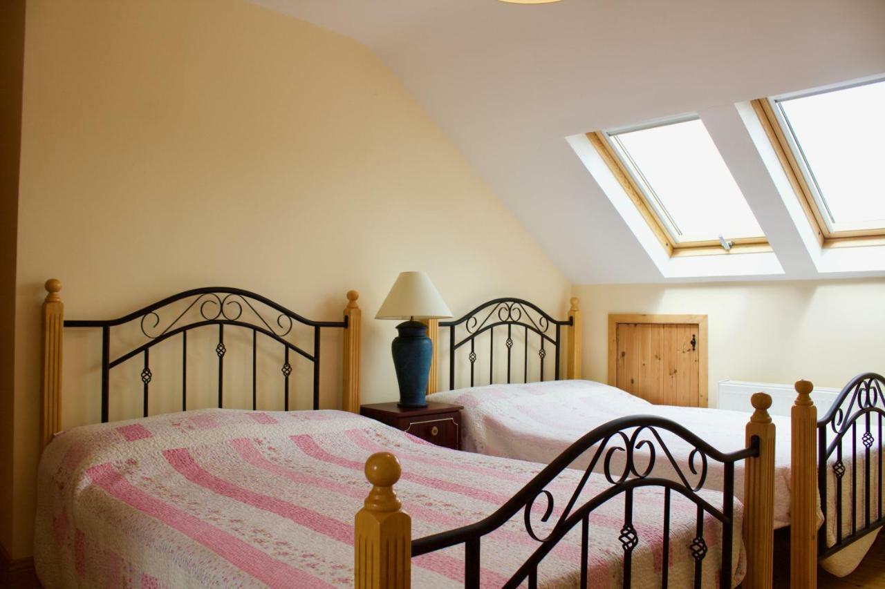 Cuas A' Gamhna Bed & Breakfast Clynacartan ภายนอก รูปภาพ